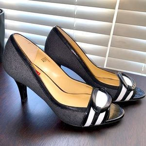 NEW Oscar de la Renta O-Calada Heels Shoes 6.5M